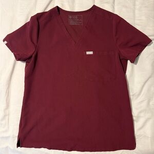 FIGS Women’s Burgundy scrub top